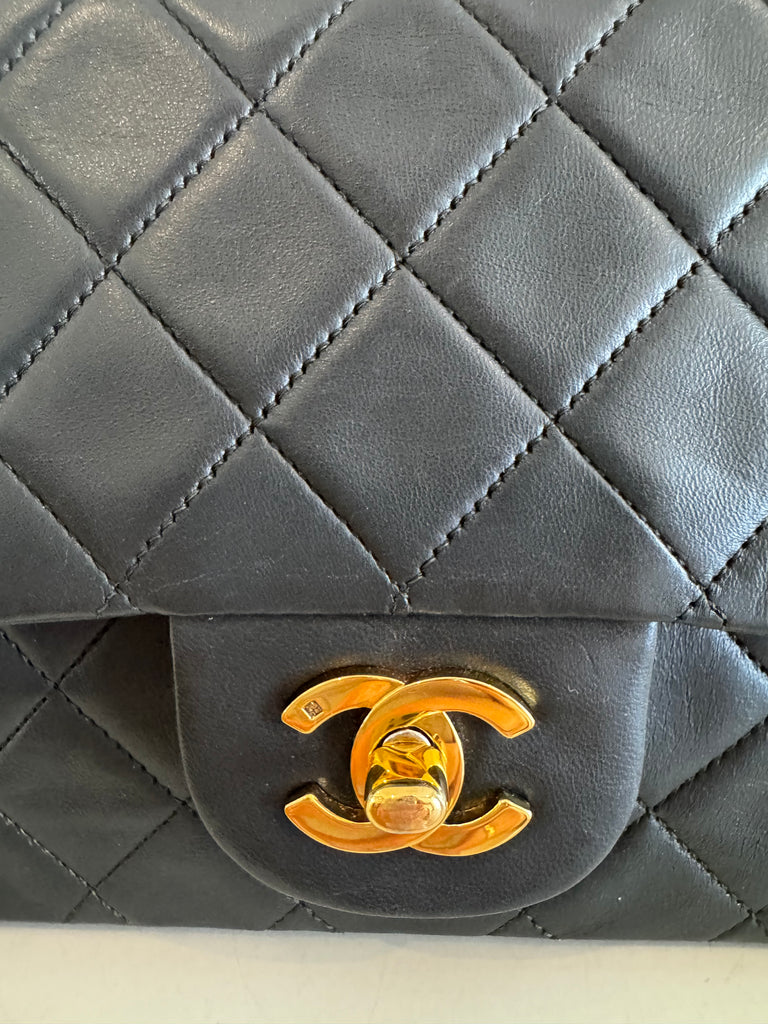 Vintage Chanel Timeless Classique Medium Double Flap Lambskin 24 K Gold H/W
