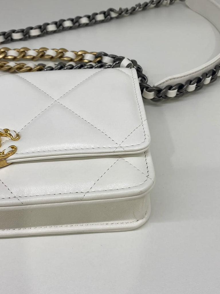 Chanel 19 Wallet On Chain Bag White Lambskin