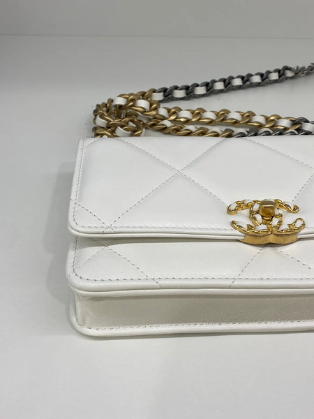 Chanel 19 Wallet On Chain Bag White Lambskin (For Hire)