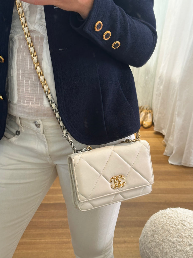 Chanel 19 Wallet On Chain Bag White Lambskin