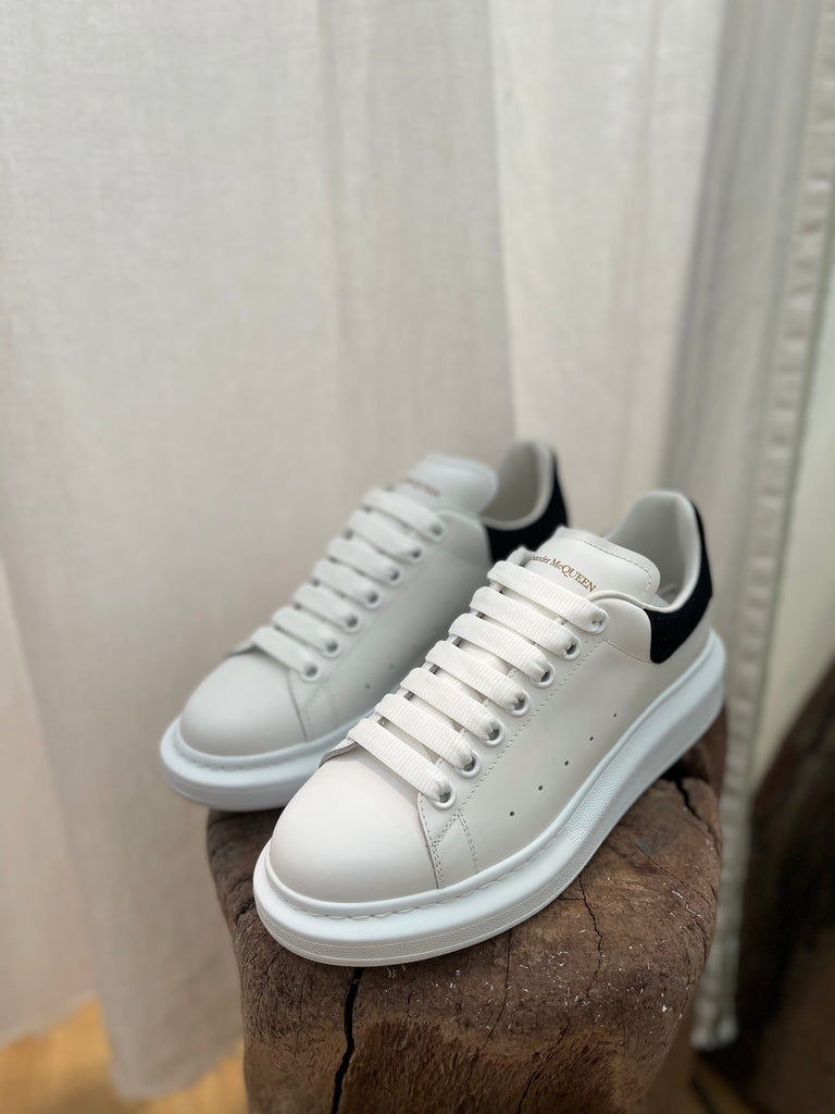 Alexander McQueen Oversized low-top sneakers
