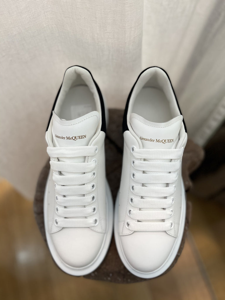 Alexander McQueen Oversized low-top sneakers