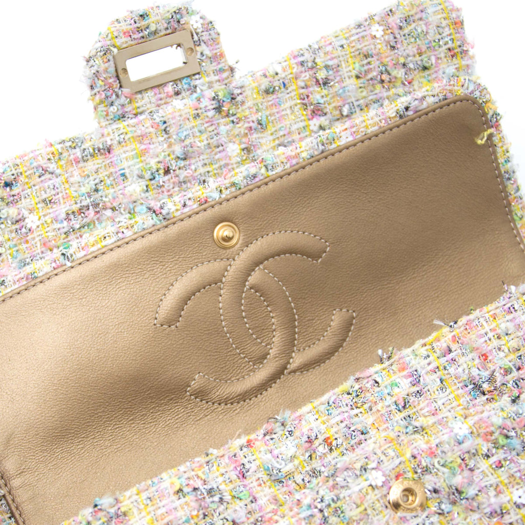 Limited Edition Chanel Garden Party 2.55 Reissue Tweed Classic Flap Bag (For Hire)