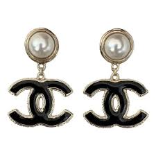 CHANEL Gold Pearl CC Dangle Drop Earrings